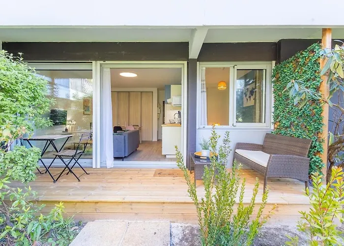 公寓 Cosy Et Terrasse En *