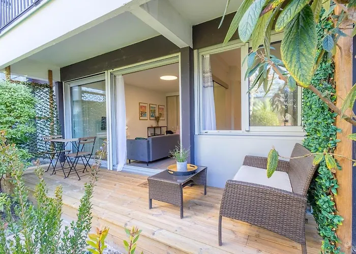 Cosy Et Terrasse En *