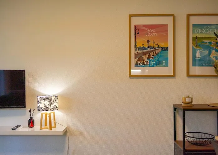 公寓 Cosy Et Terrasse En *